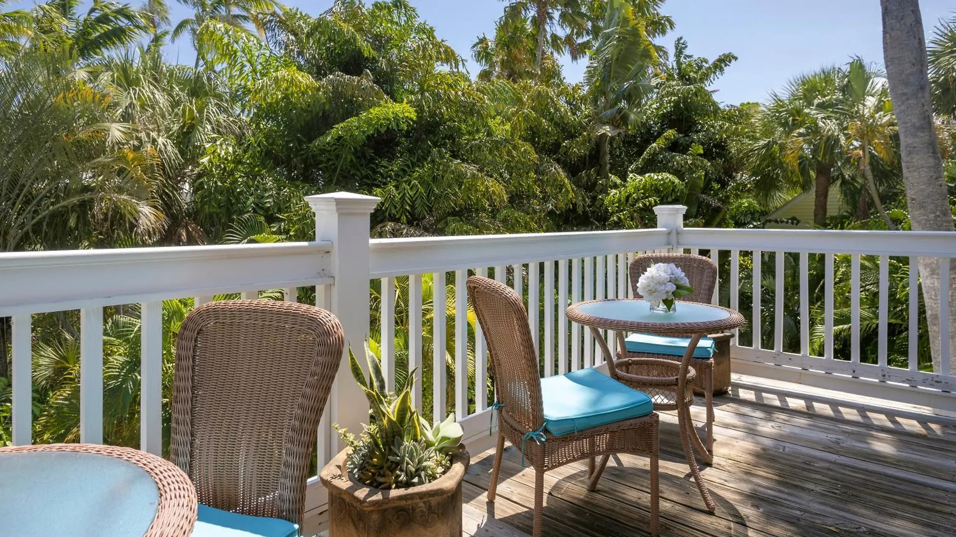 Bed & Breakfast Weatherstation Inn Circa 1911 Key West