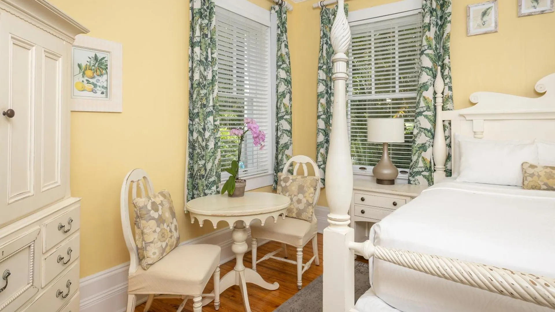 Bed & Breakfast Weatherstation Inn Circa 1911 Key West