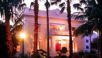 Bed & Breakfast Weatherstation Inn Circa 1911 Key West